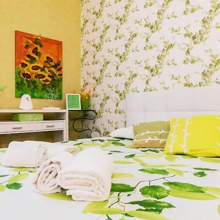 Ihost - Bassini 46 * Milan